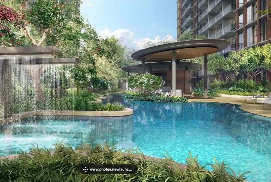 Luxury Swimming Pool and Clubhouse at The Continuum Condo